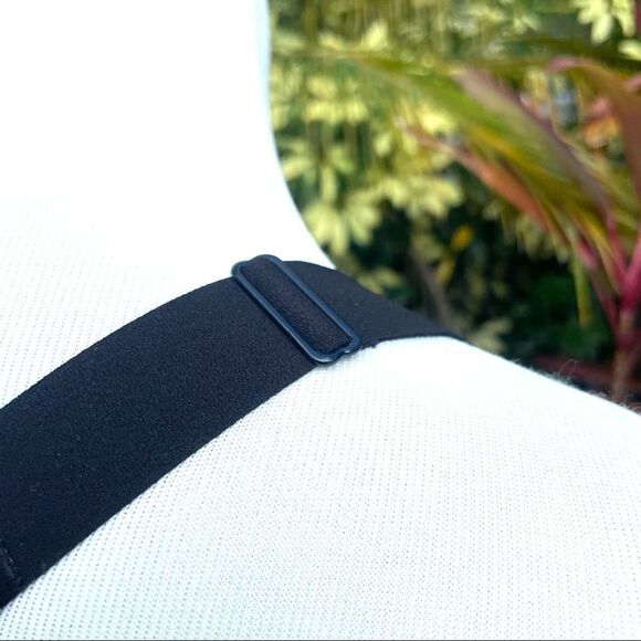 Victoria Sport Incredible High Impact Sports Bra - Picture 7 of 12